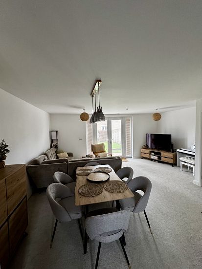 54 Woodlands Chase, Cambridge