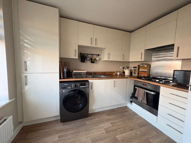 83 Cabinhill Road, ., Nuneaton