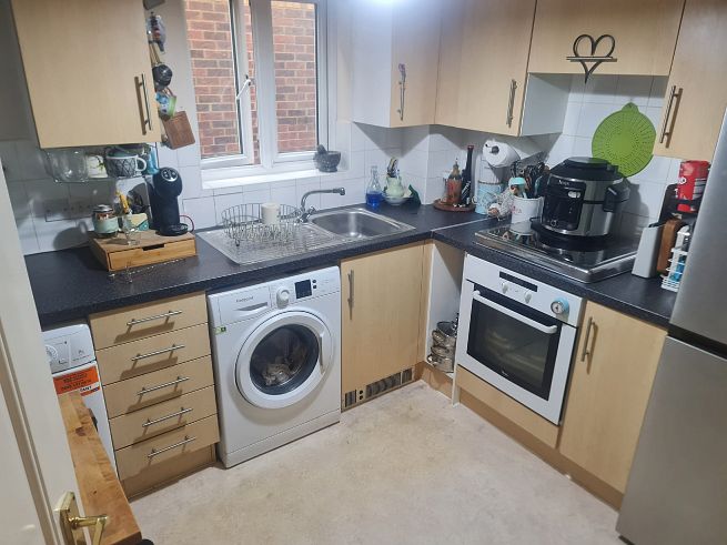 Flat 4 254-262 Shirley Road, Southampton