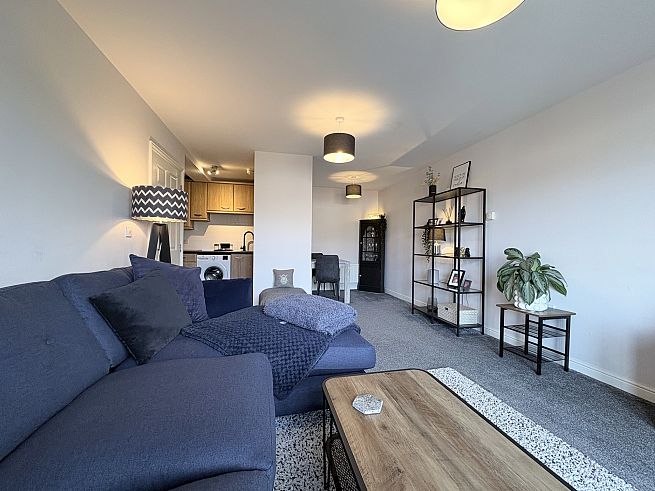 75 Seashell Close, Coventry