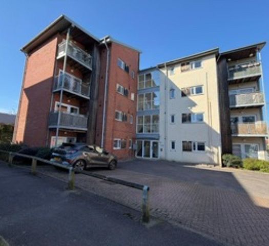 Flat 5 Charlotte House , Reigate 